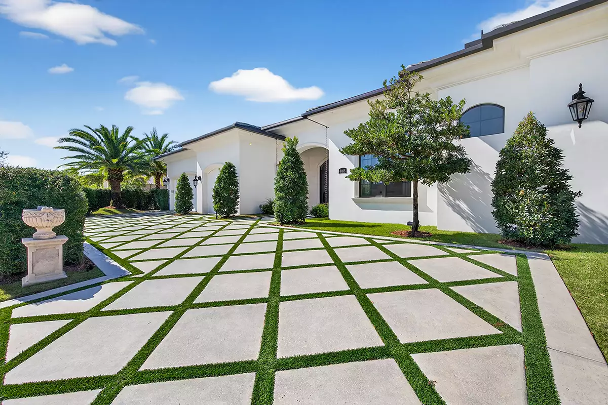 Enclave Country Club