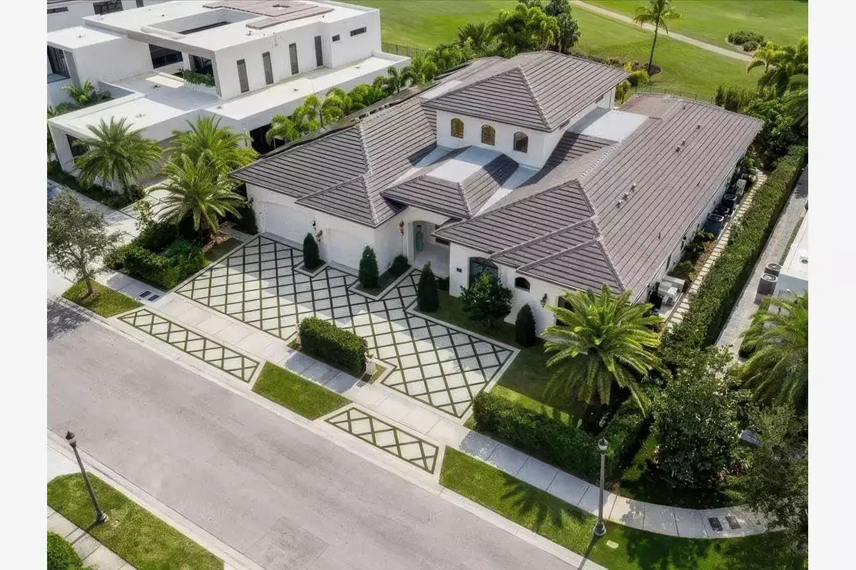 Enclave Country Club